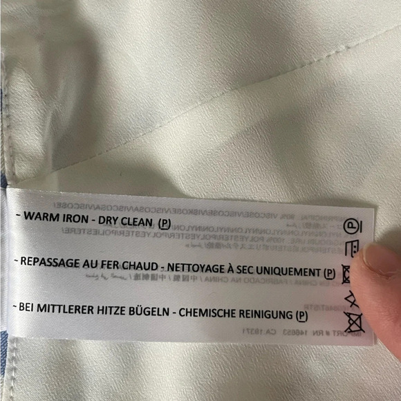 Finders Keepers Stripes Crop Top, size XS, excellent condition. Fully lined. - Picture 6 of 6